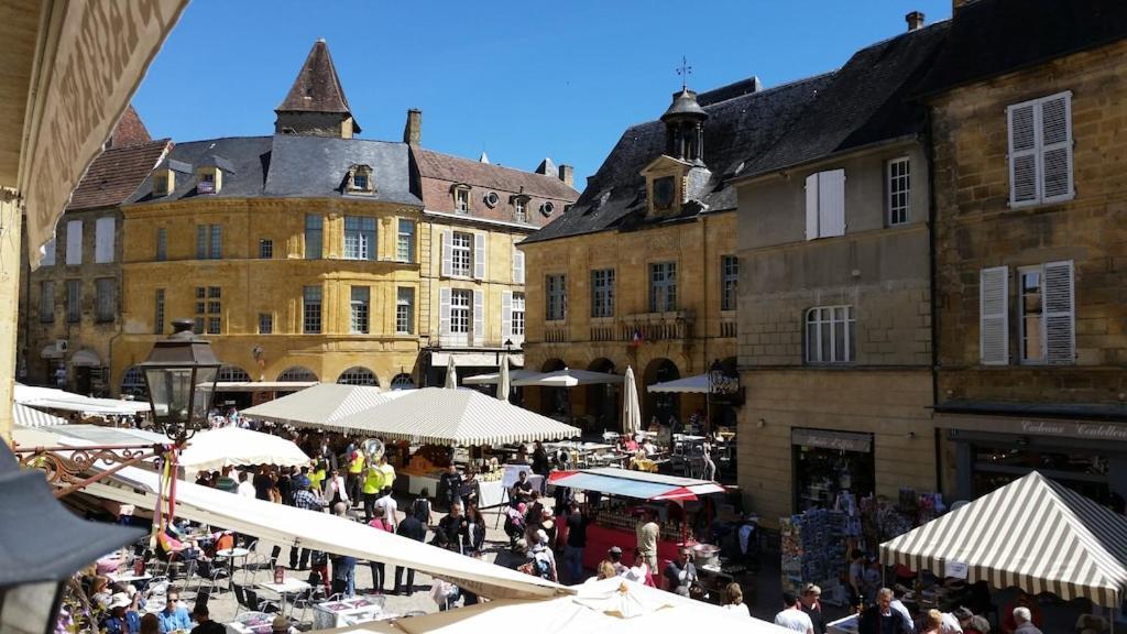 Sarlat.Catalina Apartment Exterior photo